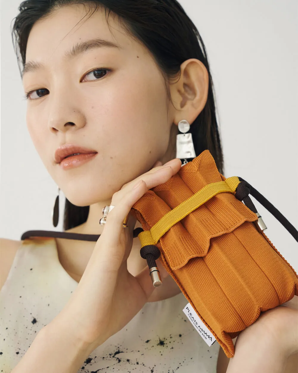 Knit Pleated Phone Bag made from Recycled Ocean Plastic - Green