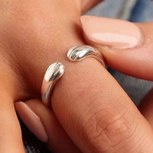 Silver Open Paw Hug Ring